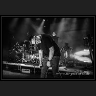 20250907_Camouflage_38