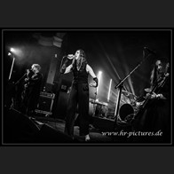 20260523_WGT_AllesSchwarz_052